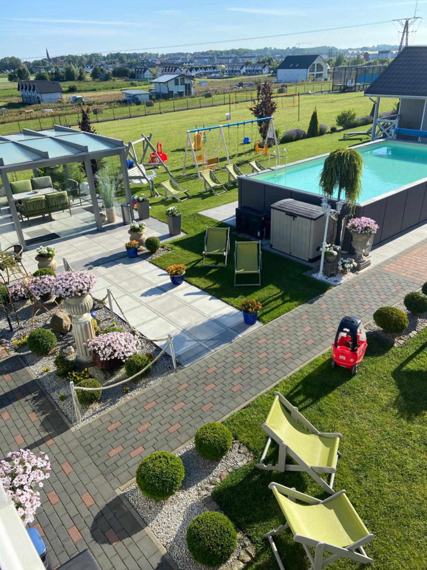 Domki Nad Rozlewiskiem Basen, Malpi Gaj W Swietlicy - Wszystko Dla Dzieci Sarbinowo Exterior photo